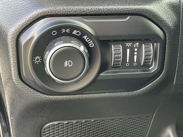 Used 2022 Jeep Wrangler Unlimited Sport AWD/4WD image 13