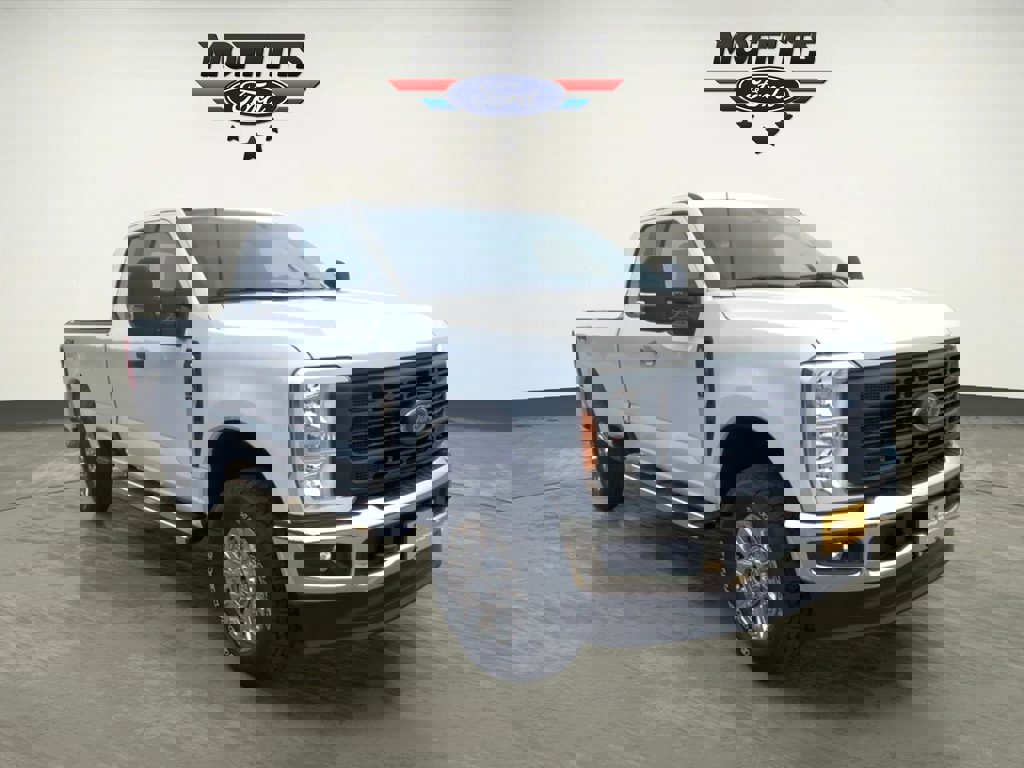 Certified 2023 Ford F250 XL w/ XL Chrome Package image 7