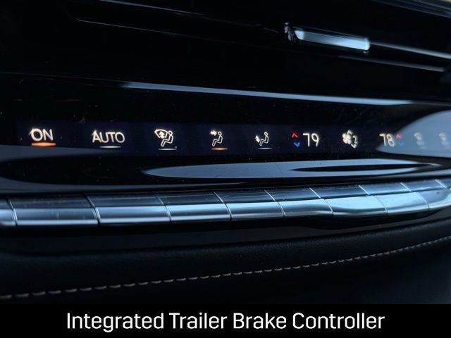 Used 2024 Cadillac Escalade Sport w/ LPO, ONYX Package image 43