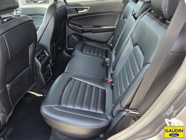 Certified 2024 Ford Edge SEL w/ Convenience Package AWD/4WD image 12