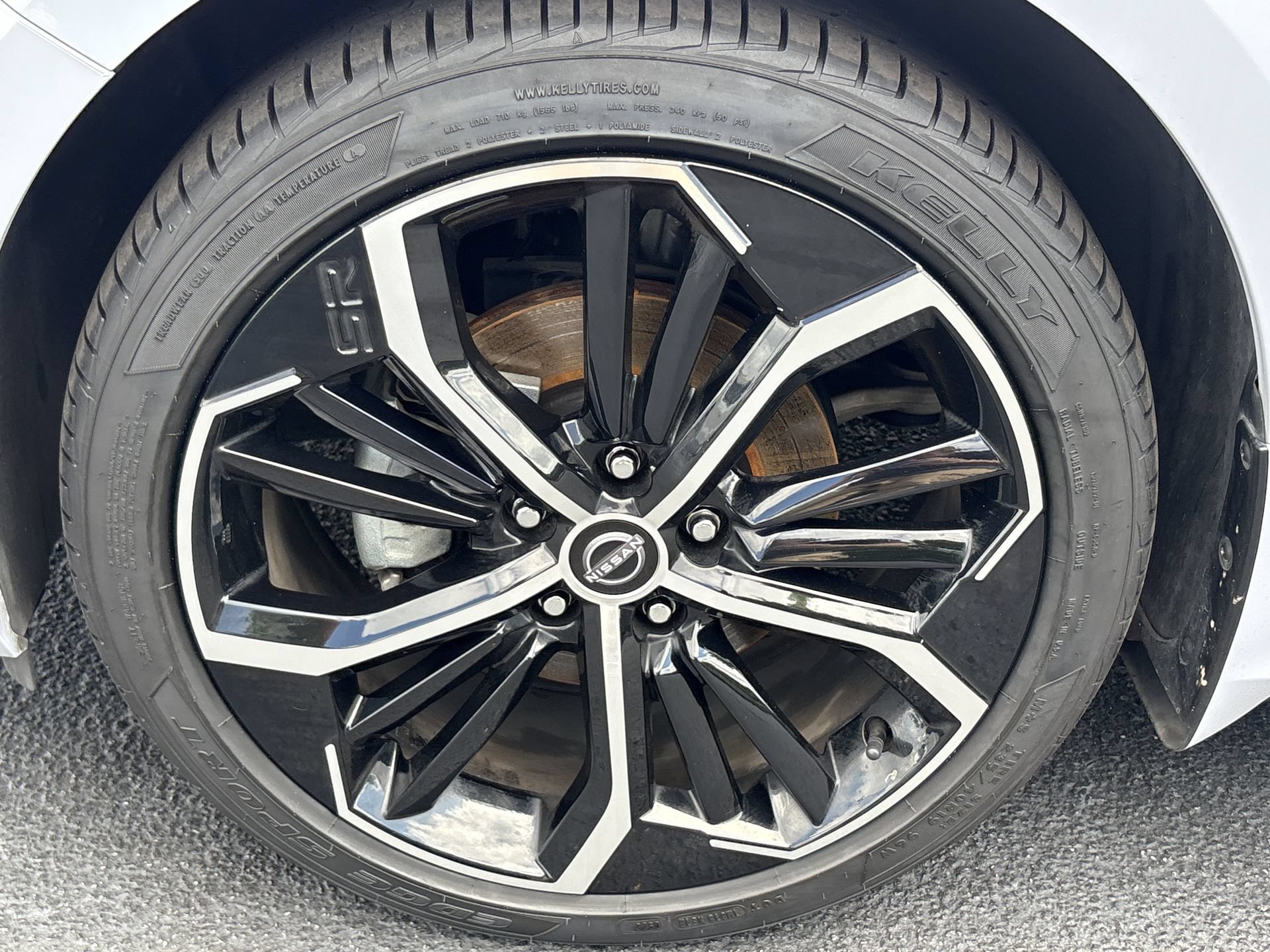 Used 2025 Nissan Altima 2.5 SR AWD/4WD image 28