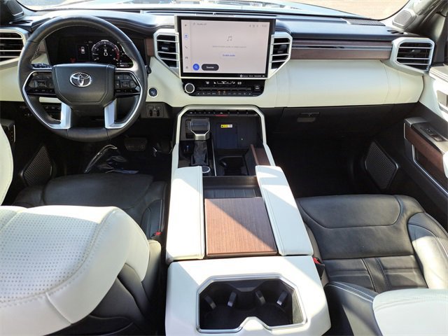 Used 2023 Toyota Sequoia Capstone image 11