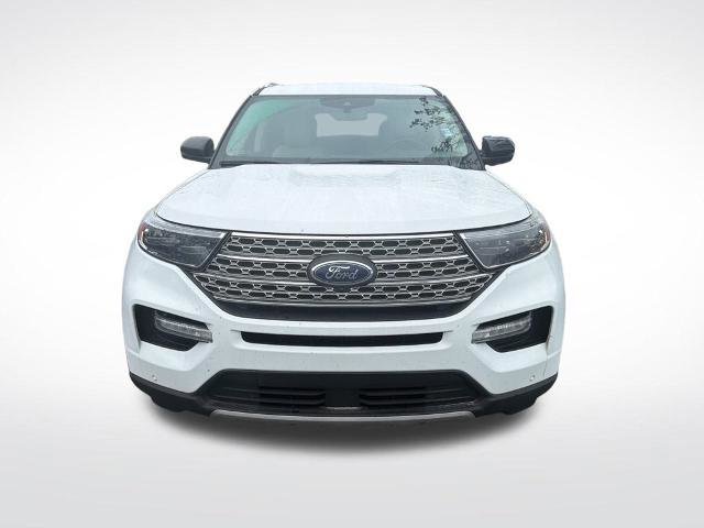 Certified 2022 Ford Explorer Limited w/ Equipment Group 301A image 8