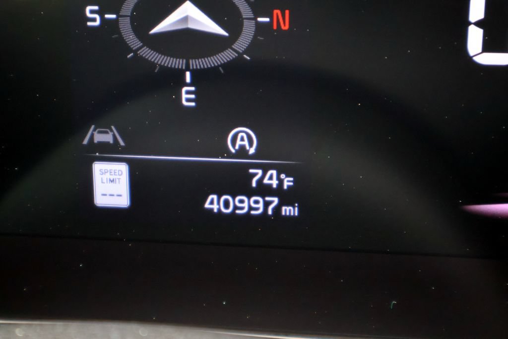 Used 2023 Kia Sportage EX FWD image 37