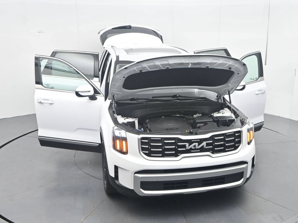Used 2025 Kia Telluride S FWD image 48