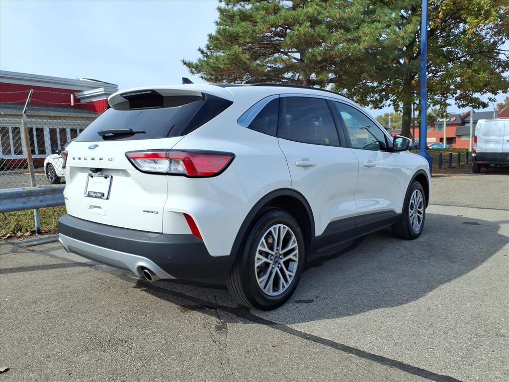 Certified 2022 Ford Escape SEL image 2