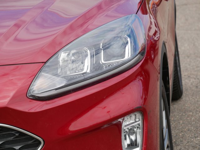 Certified 2022 Ford Escape SEL AWD/4WD image 10