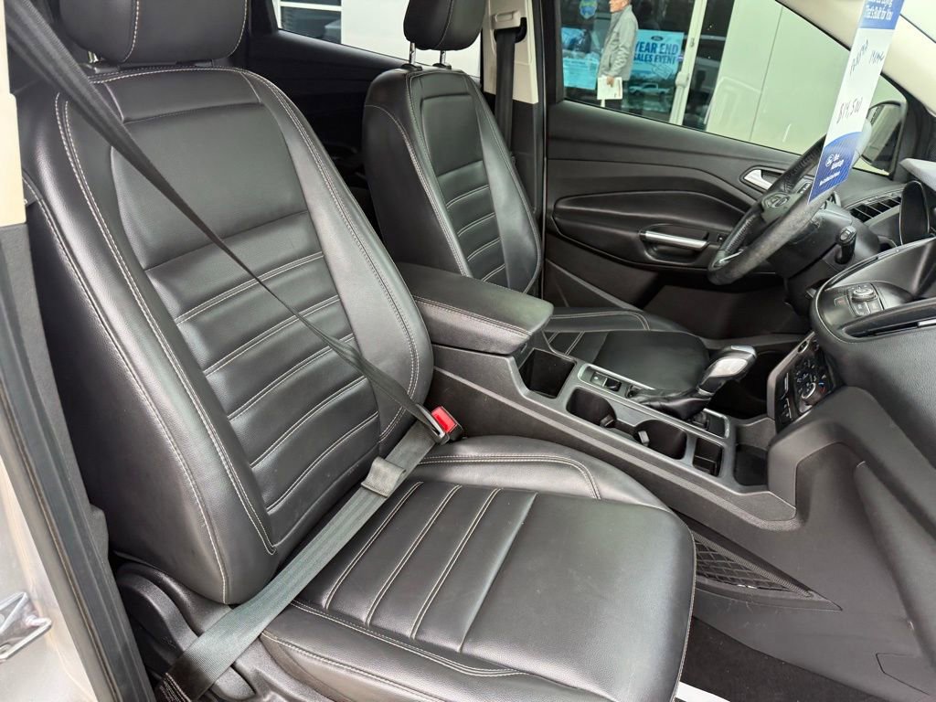 Certified 2019 Ford Escape SEL image 12