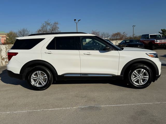Certified 2023 Ford Explorer XLT w/ Equipment Group 202A AWD/4WD image 6