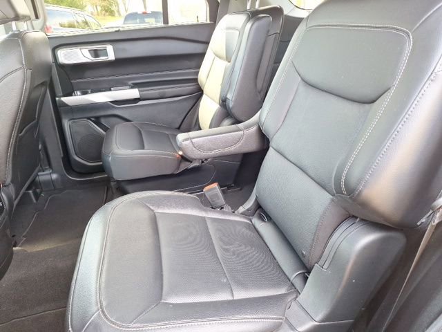 Certified 2023 Ford Explorer Limited w/ Hybrid Equipment Group 310A image 19