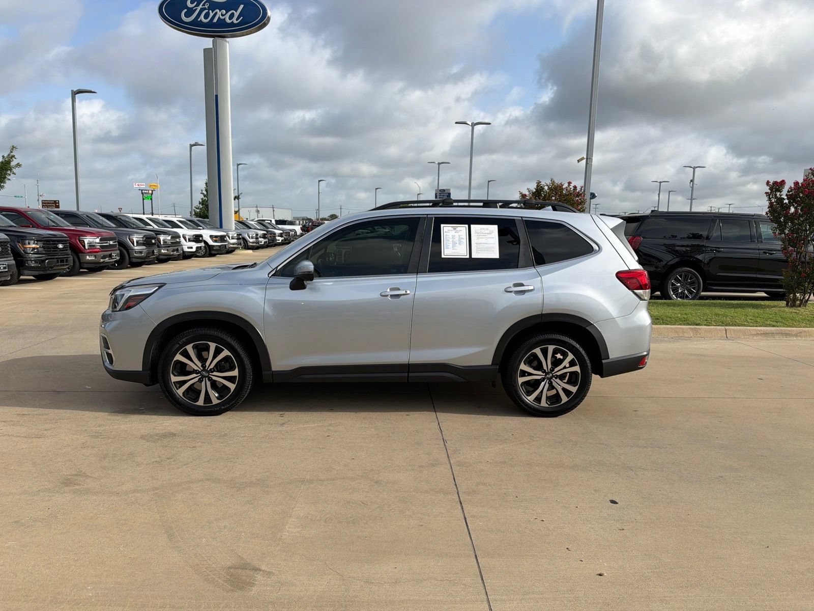 Used 2020 Subaru Forester Limited w/ Popular Package #3 AWD/4WD image 2