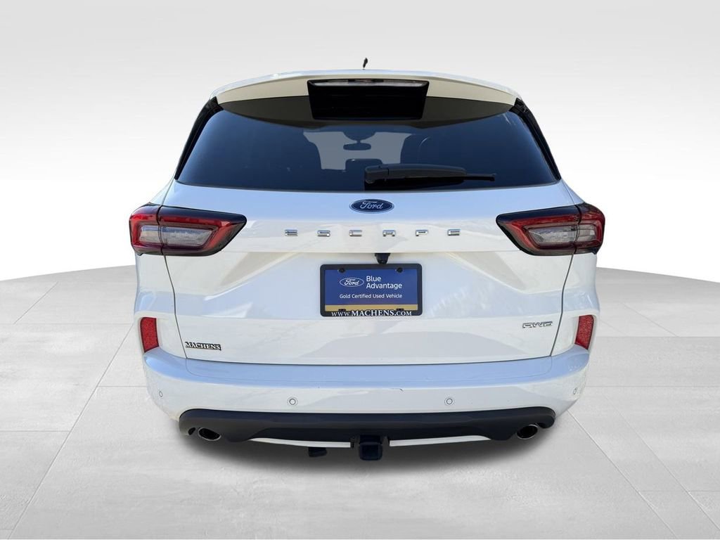 Certified 2023 Ford Escape ST-Line Select w/ Tech Pack #2 image 4
