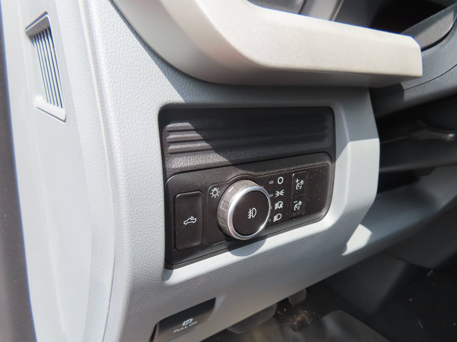 Certified 2026 Ford F250 XL w/ STX Appearance Package AWD/4WD image 16