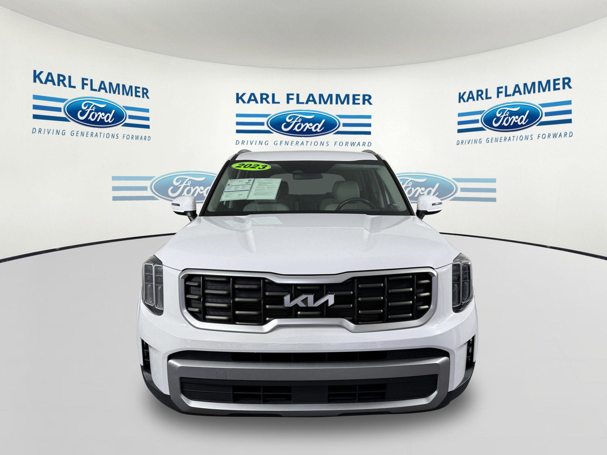 Used 2023 Kia Telluride S image 6