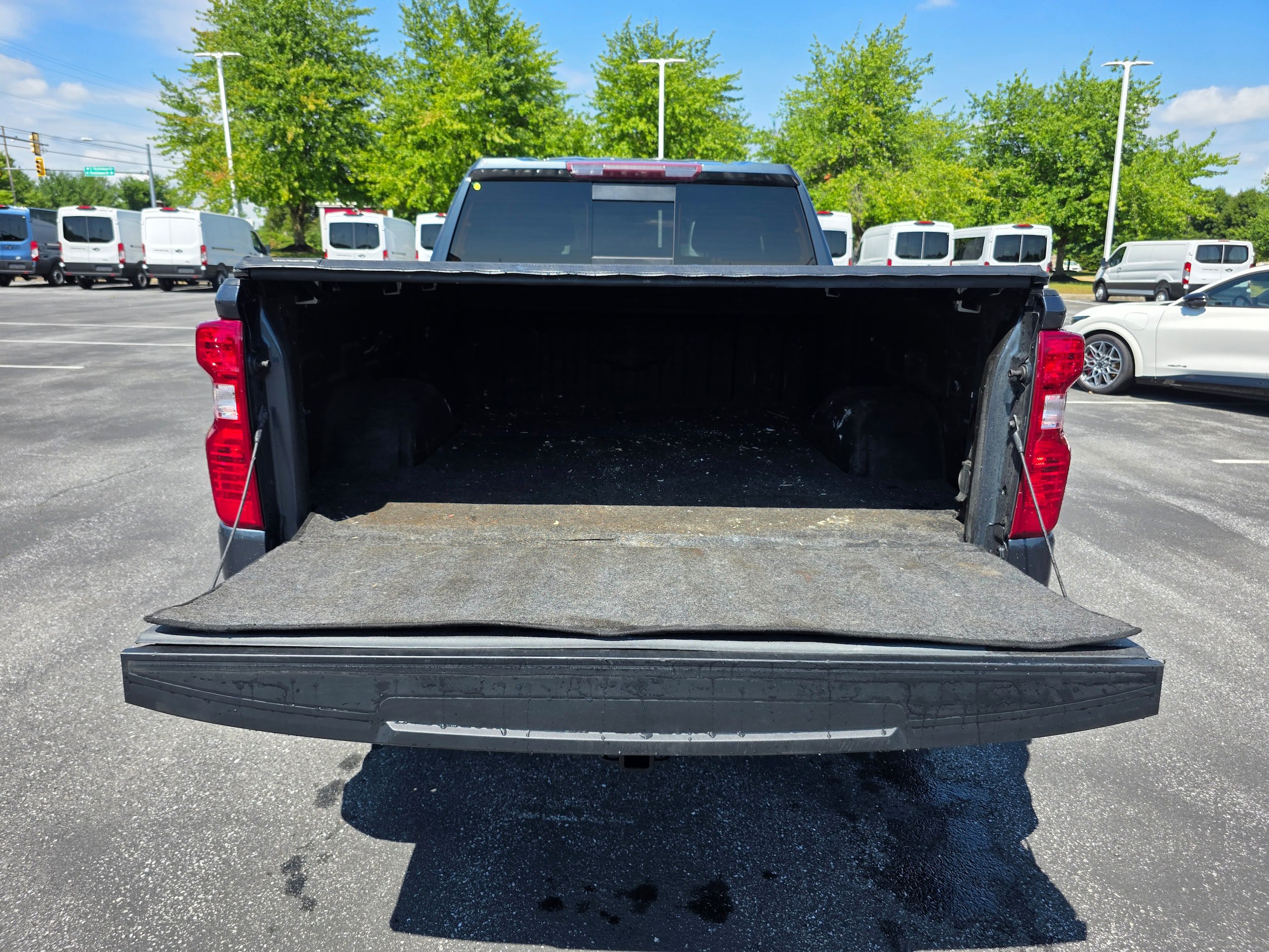 Used 2019 Chevrolet Silverado 1500 LT w/ All-Star Edition AWD/4WD image 9