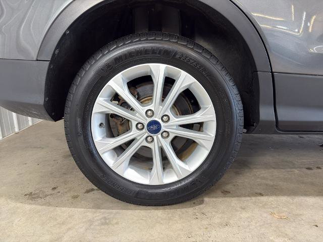 Certified 2018 Ford Escape SE FWD image 27