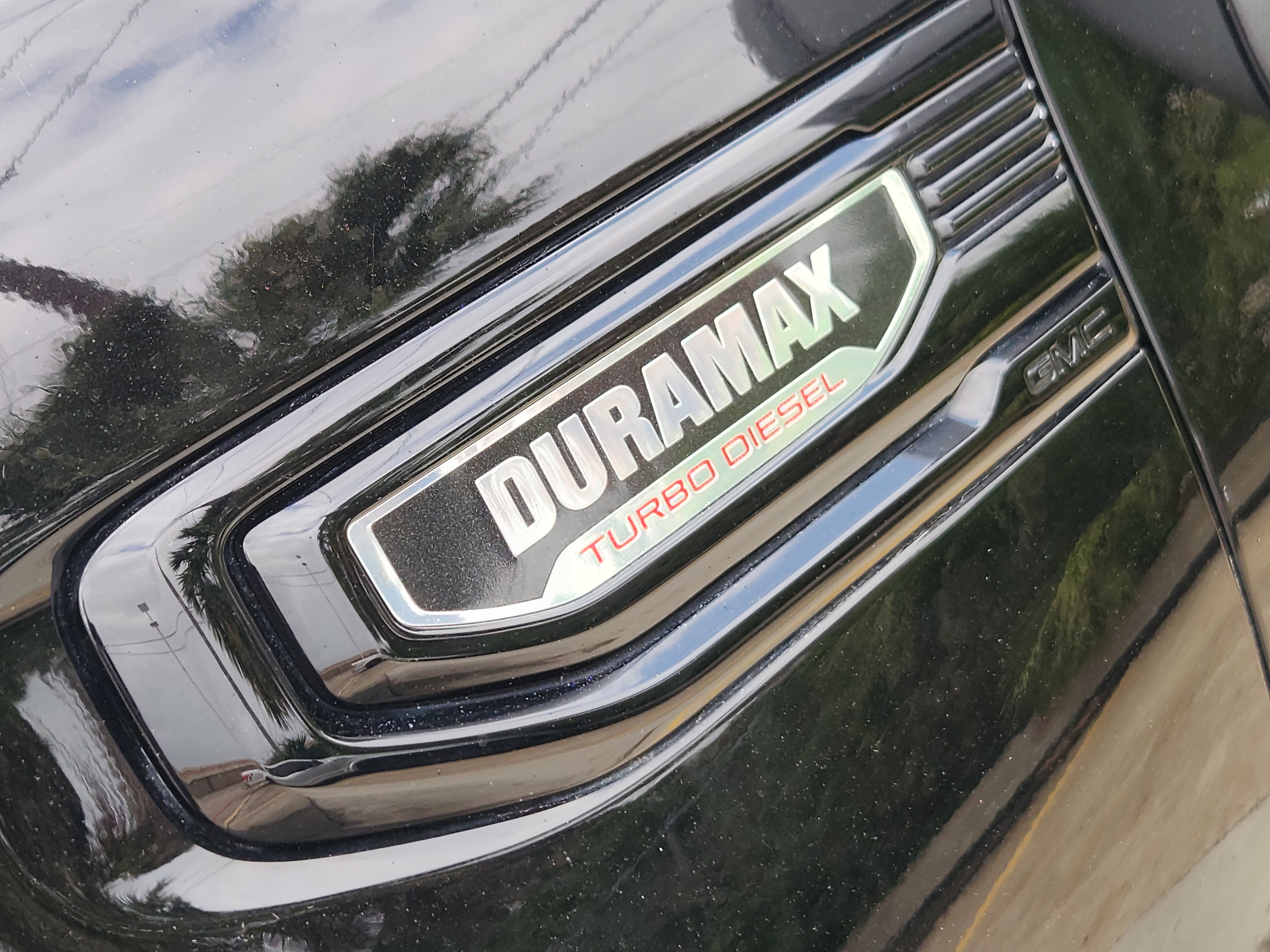 Used 2022 GMC Sierra 1500 Elevation w/ LPO, Elevation Black Package image 8