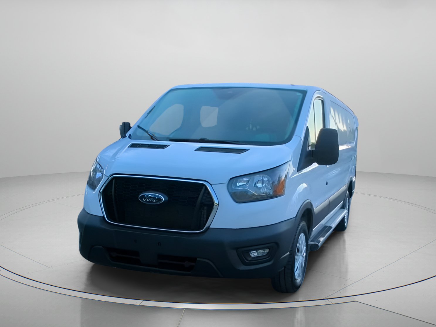 Certified 2025 Ford Transit 250 Low Roof w/ Exterior Upgrade Package RWD image 10