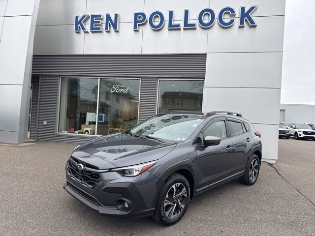 Used 2024 Subaru Crosstrek 2.0i Premium AWD/4WD image 2