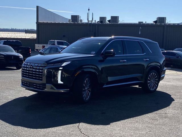 Used 2024 Hyundai Palisade Calligraphy image 8