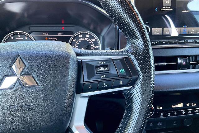 Used 2024 Mitsubishi Outlander SE AWD/4WD image 19