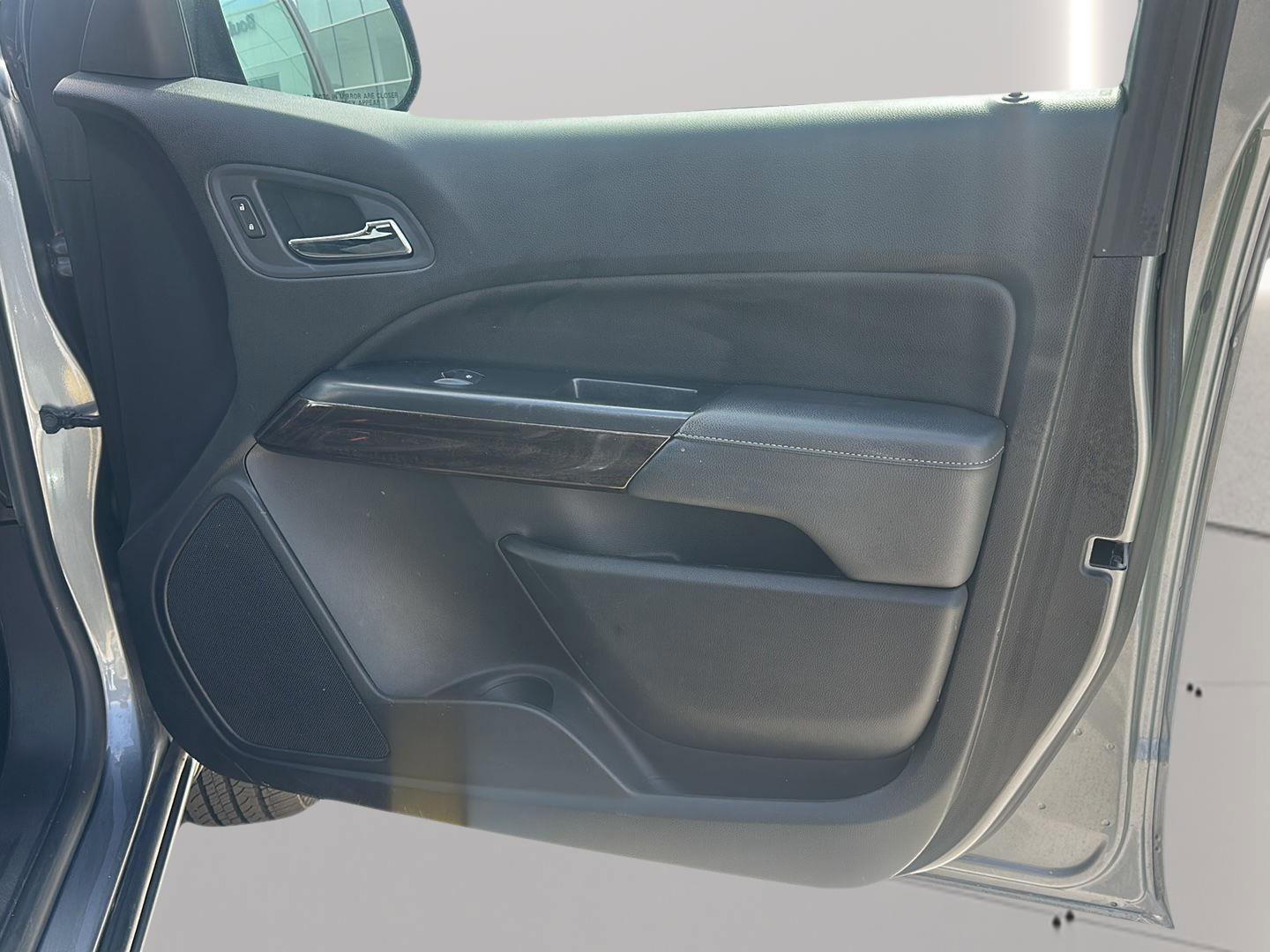 Used 2020 GMC Canyon SLE w/ Elevation Edition image 19