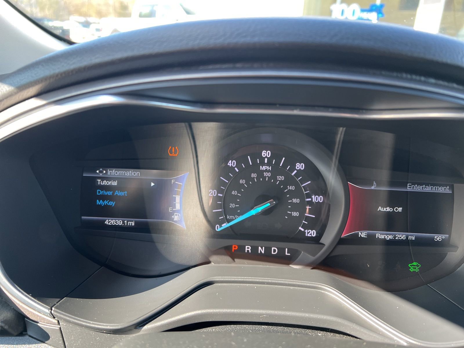 Certified 2020 Ford Fusion SE FWD image 24