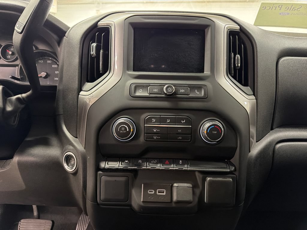 Used 2024 Chevrolet Silverado 1500 Custom AWD/4WD image 22