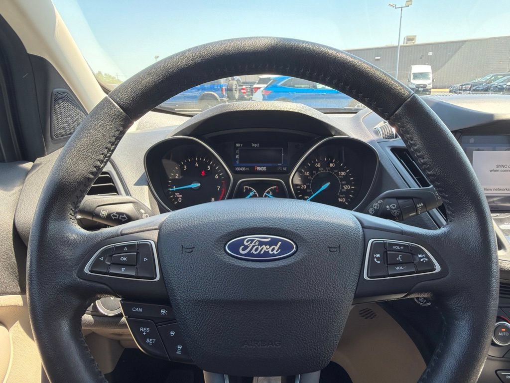 Certified 2019 Ford Escape Titanium AWD/4WD image 16