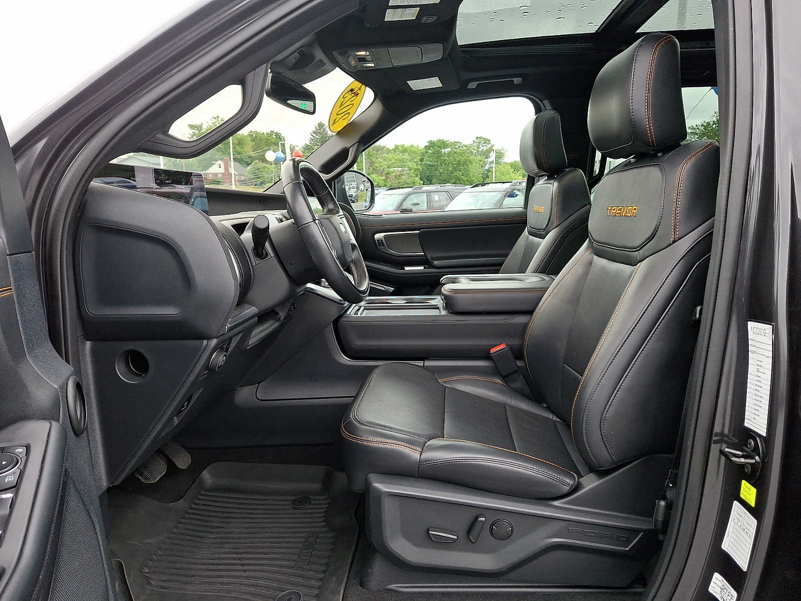 Certified 2025 Ford Expedition Tremor AWD/4WD image 13