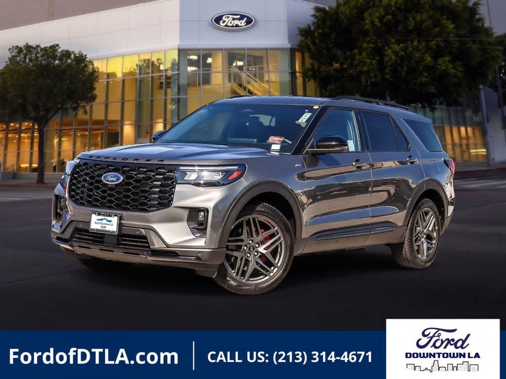 Certified 2025 Ford Explorer ST-Line w/ ST-Line Street Pack