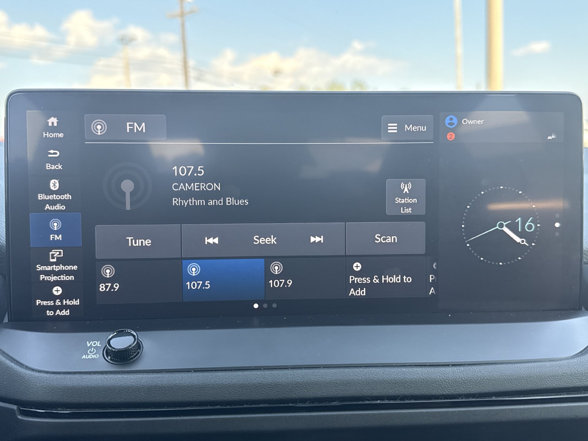 Used 2023 Honda Accord Sport image 6