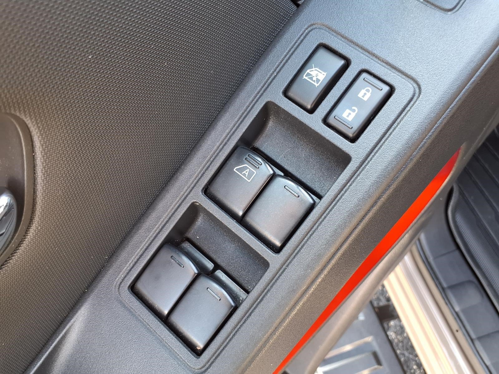 Used 2024 Nissan Frontier Pro-X RWD image 17