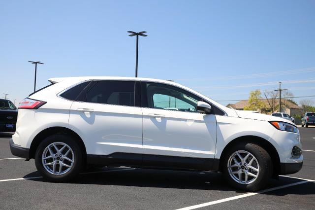 Certified 2024 Ford Edge SEL w/ Convenience Package AWD/4WD image 6
