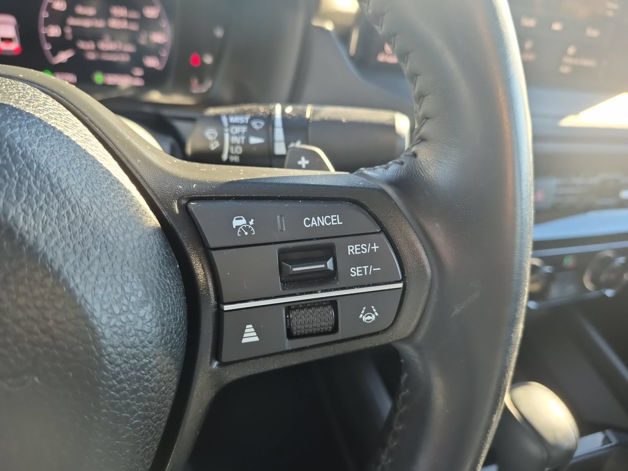 Used 2025 Honda Accord EX-L image 19