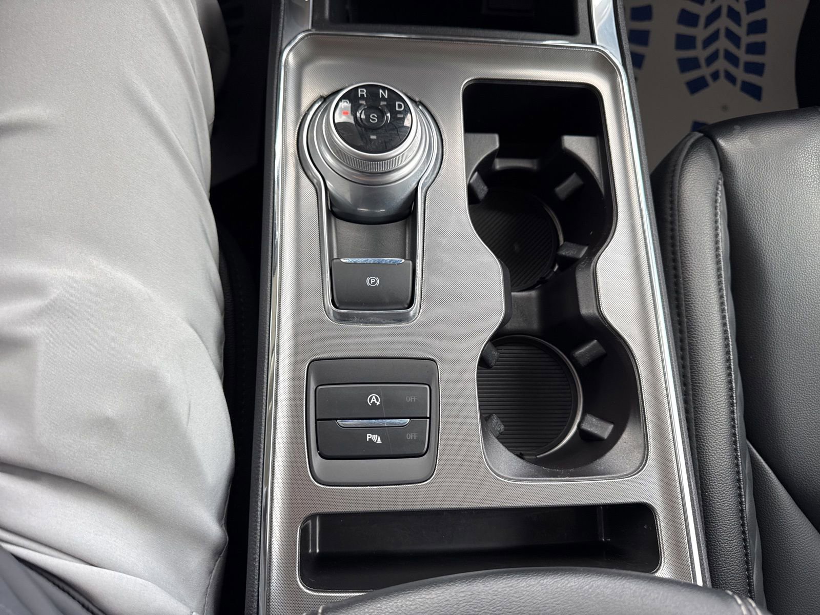 Certified 2023 Ford Edge Titanium AWD/4WD image 33