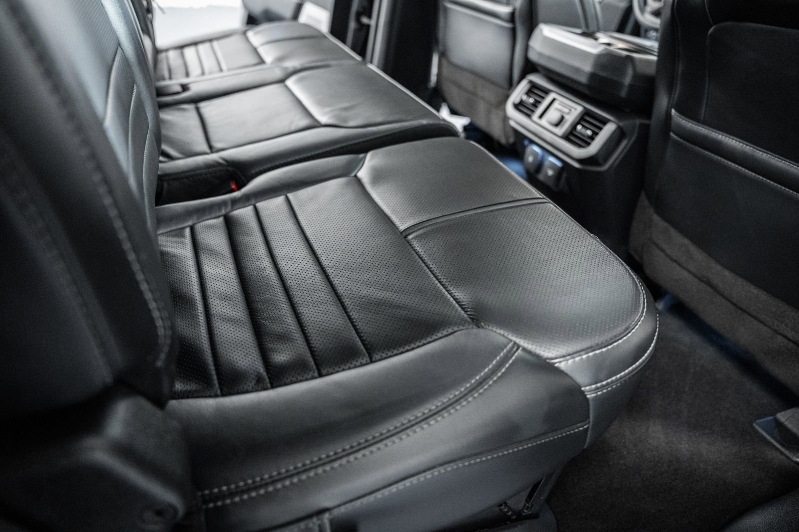 Certified 2023 Ford F150 Platinum w/ Max Trailer Tow Package image 45