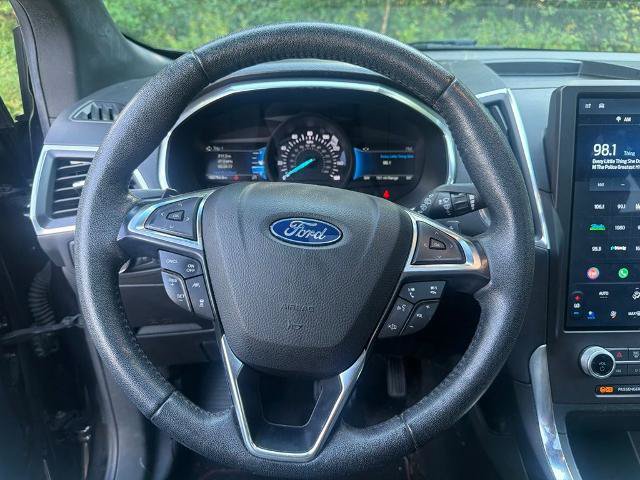 Certified 2021 Ford Edge Titanium w/ Equipment Group 301A AWD/4WD image 9
