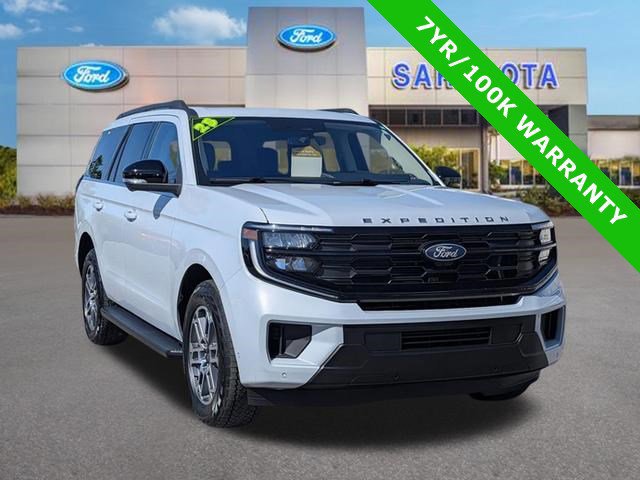 Certified 2025 Ford Expedition Active image 8