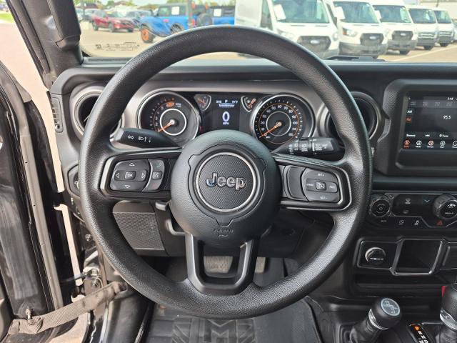 Used 2023 Jeep Wrangler Sport AWD/4WD image 17