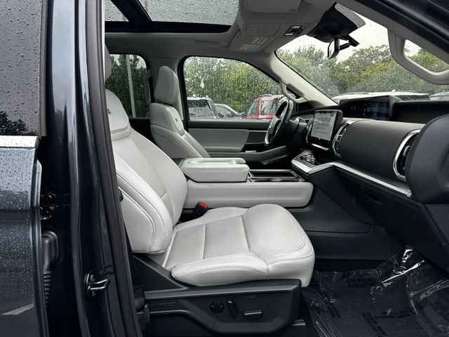 Certified 2025 Ford Expedition Platinum w/ Driver's Package AWD/4WD image 35