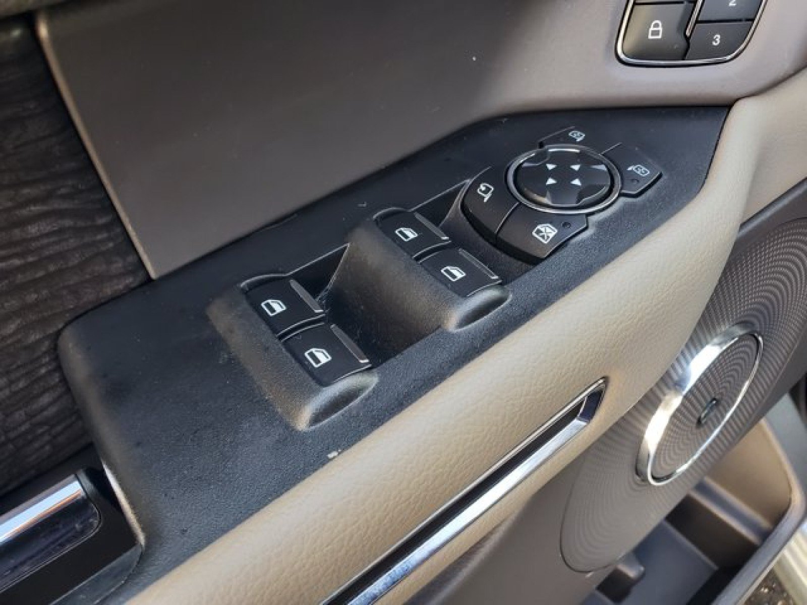 Certified 2021 Ford Expedition Max Limited RWD image 14