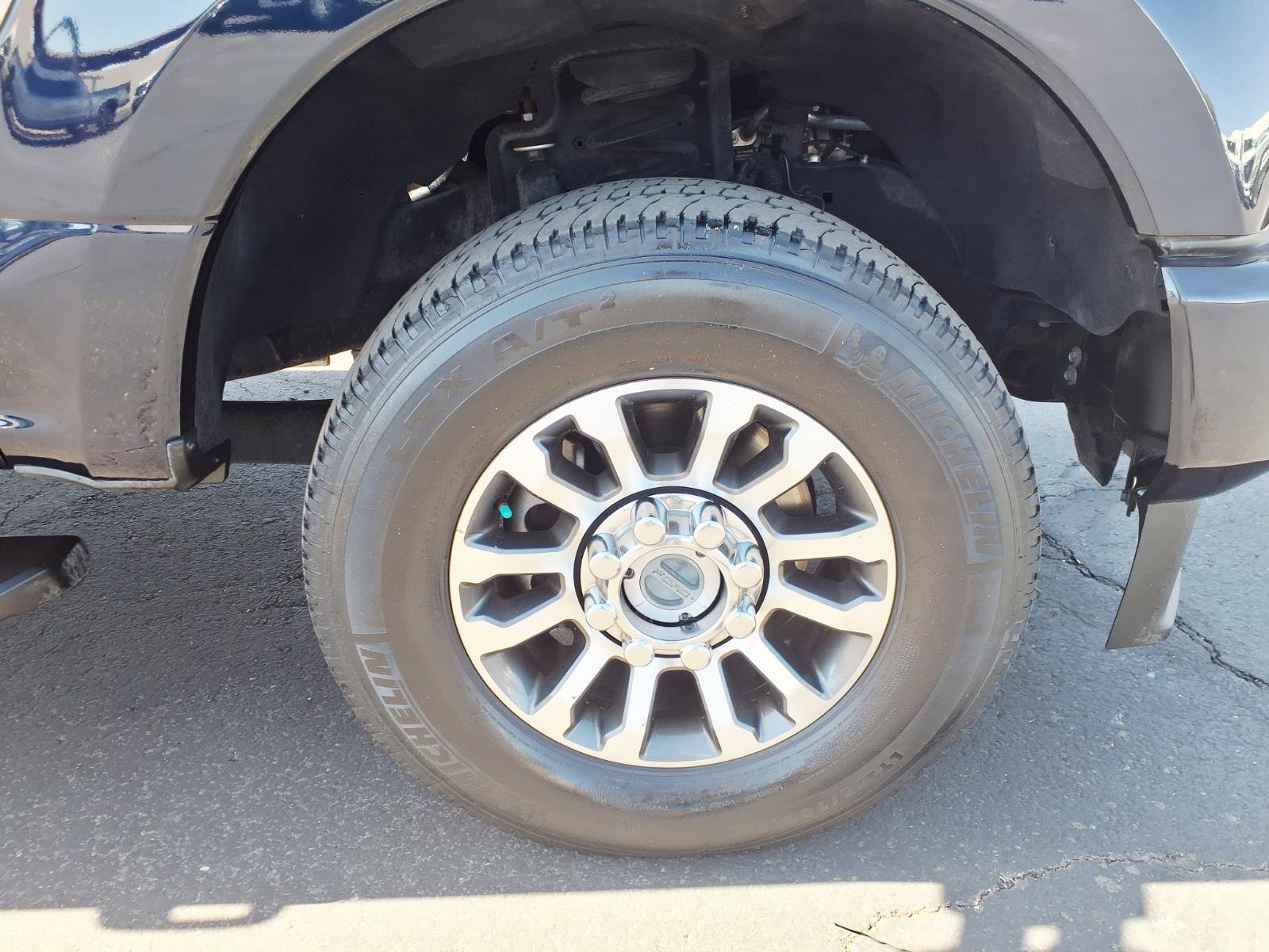 Certified 2022 Ford F250 Lariat AWD/4WD image 9