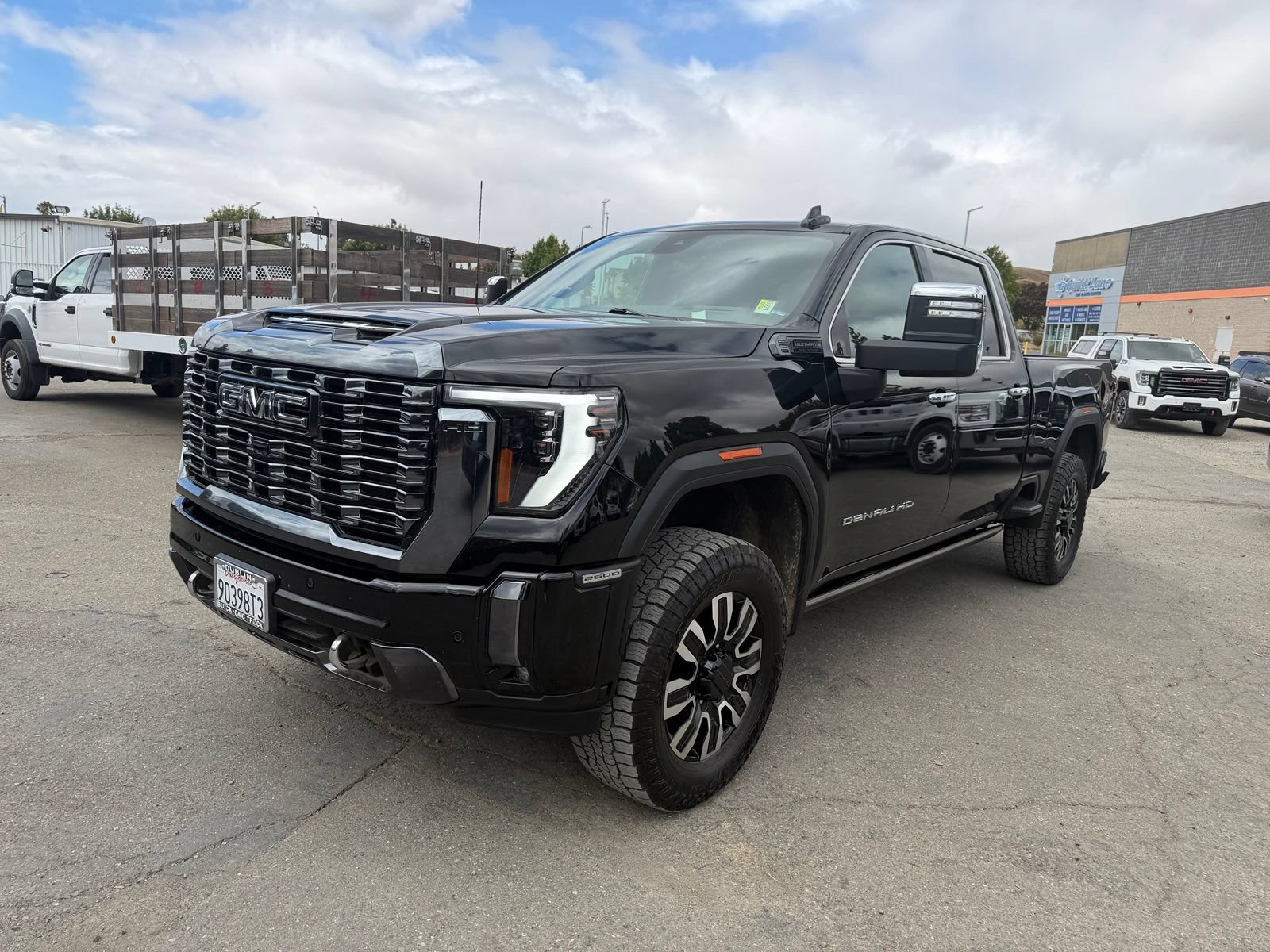 Used 2024 GMC Sierra 2500 Denali Ultimate