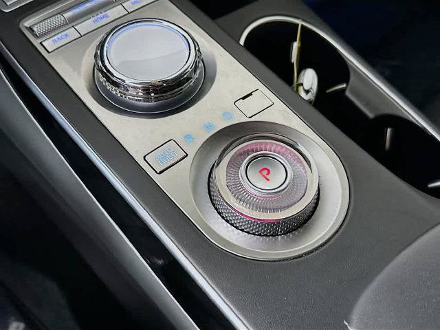 Used 2025 Genesis GV70 2.5T AWD/4WD image 19