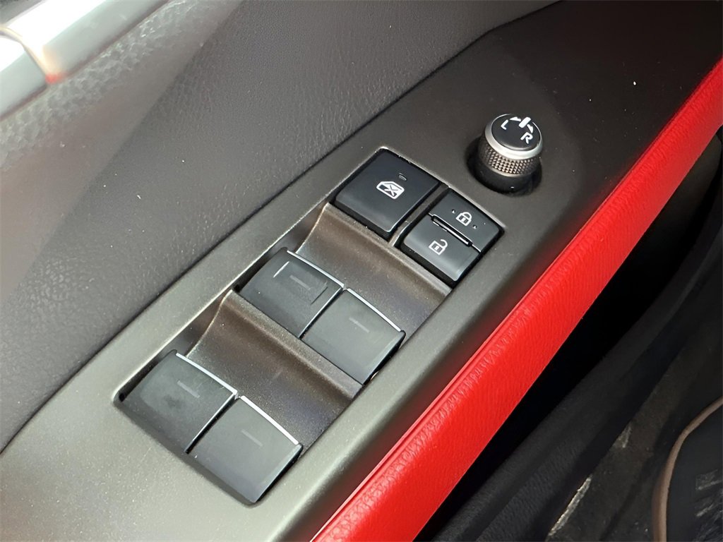 Used 2022 Toyota Camry XSE image 40