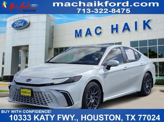 Used 2025 Toyota Camry XSE w/ Premium Package image 7