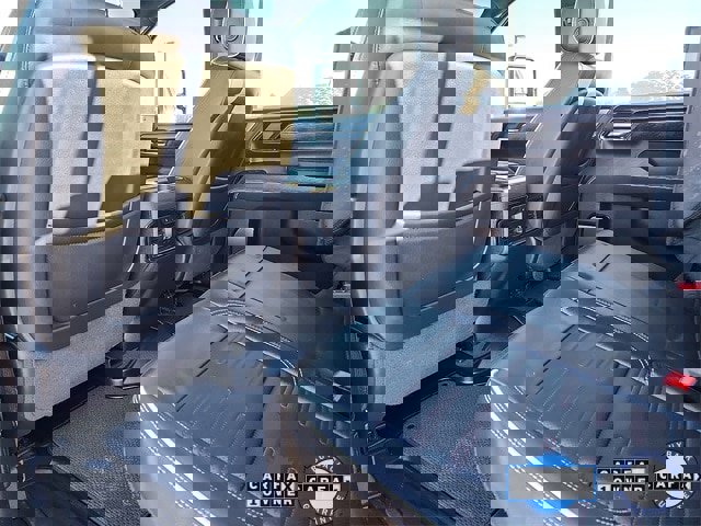 Used 2024 GMC Sierra 2500 AT4X image 23