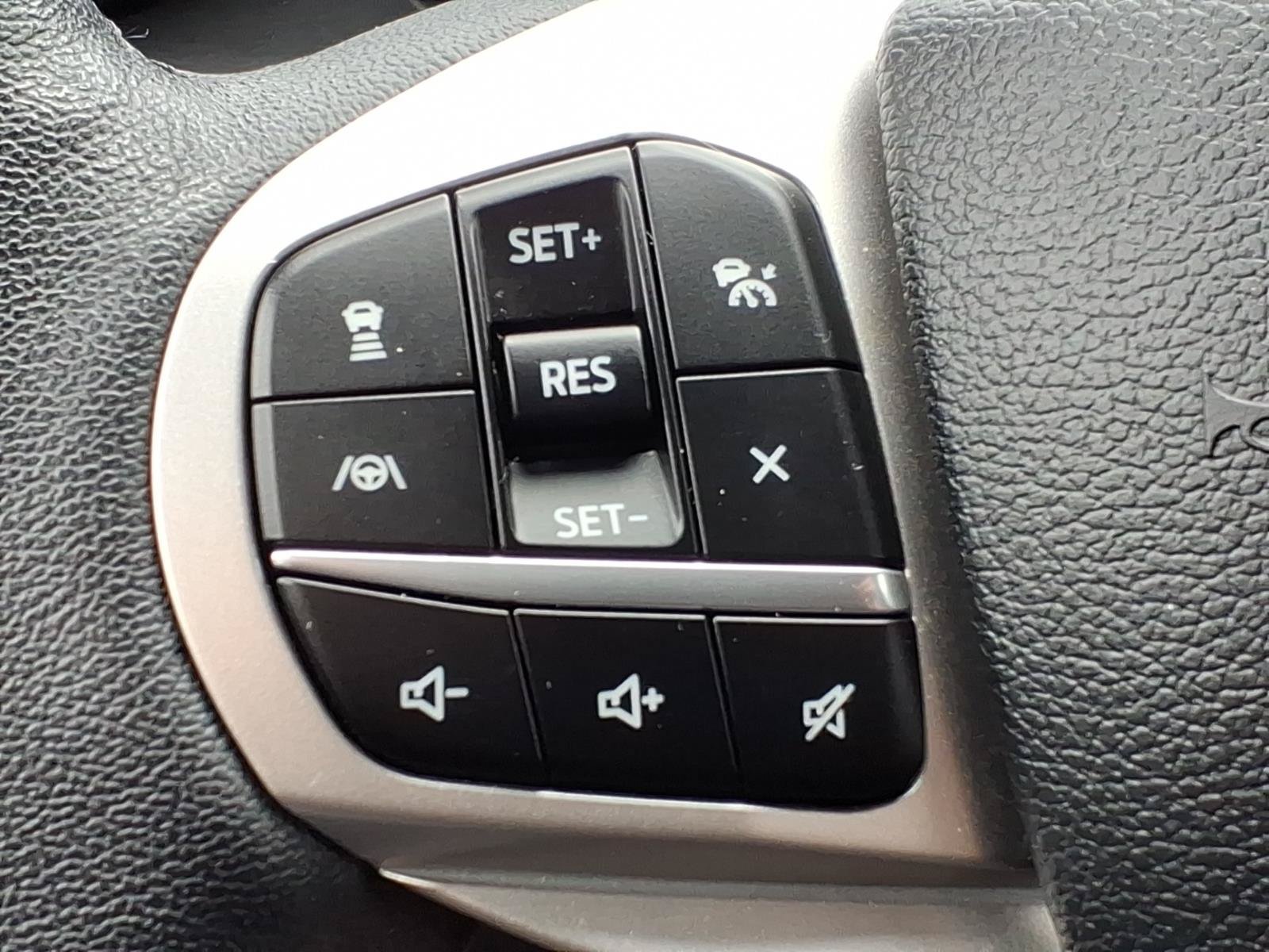 Certified 2024 Ford Explorer XLT w/ Equipment Group 202A AWD/4WD image 27