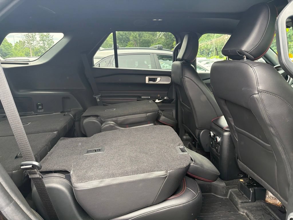 Certified 2023 Ford Explorer ST-Line w/ Class IV Trailer Tow Package AWD/4WD image 6